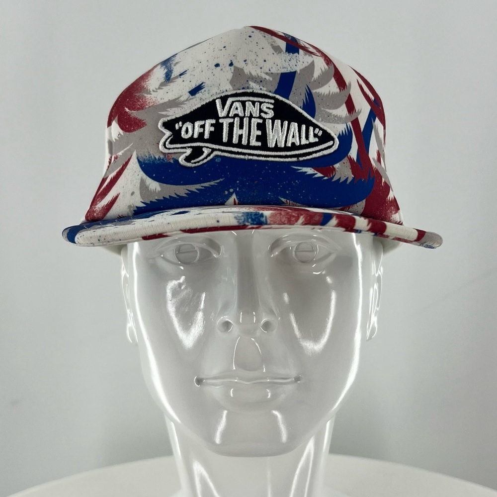 Vans “Off The Wall” Palm Tree Trucker Hat